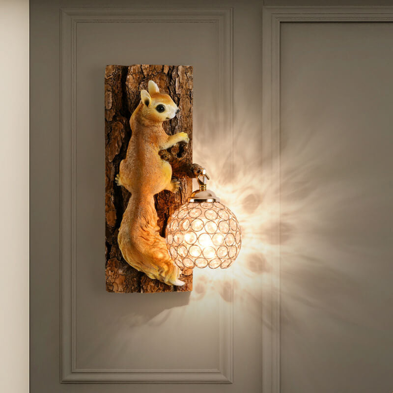 Style Resin Squirrel Crystal Led Wall Light