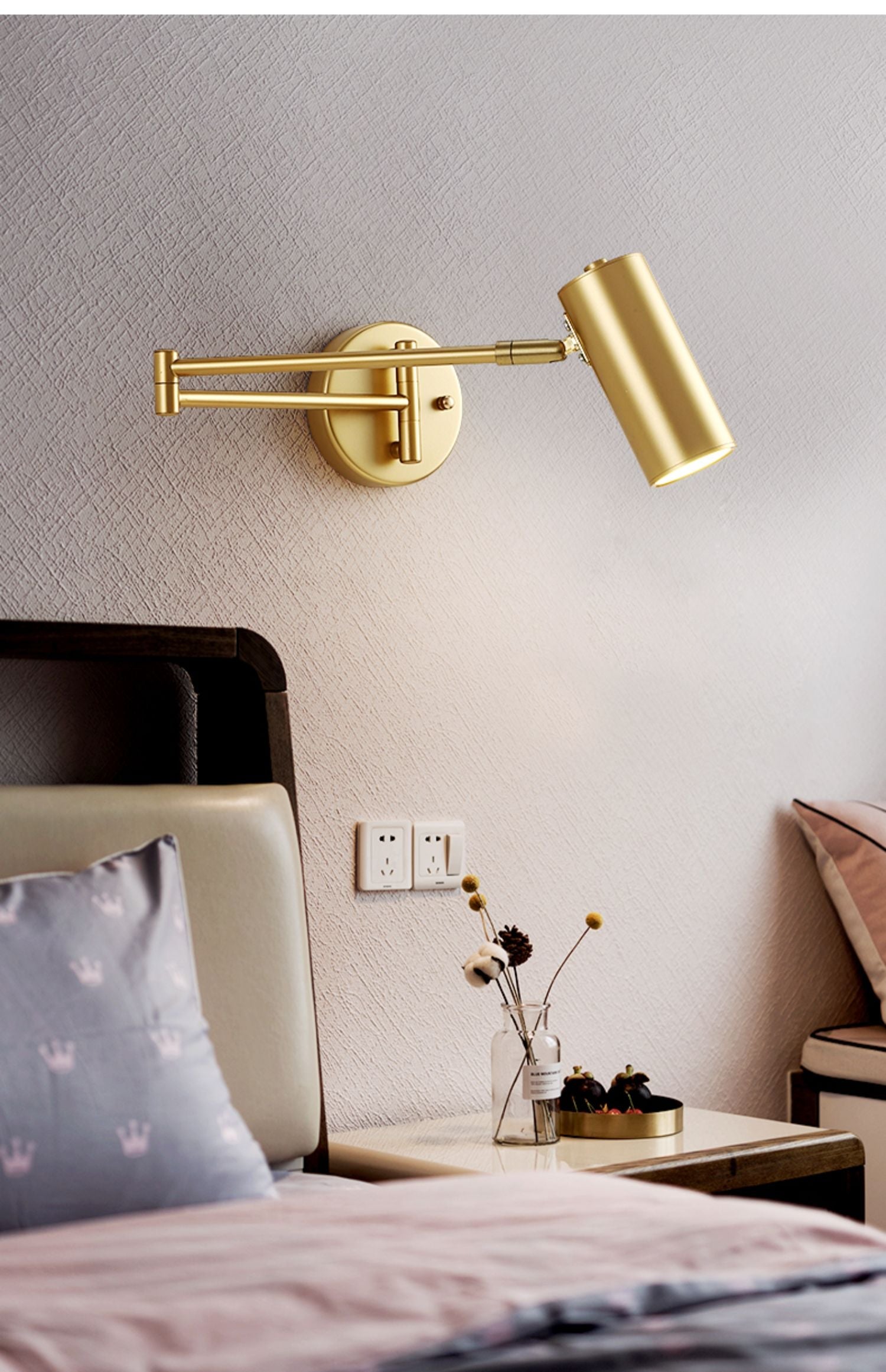 Luxury LED Gold Long Arm Adjustable Wall Light