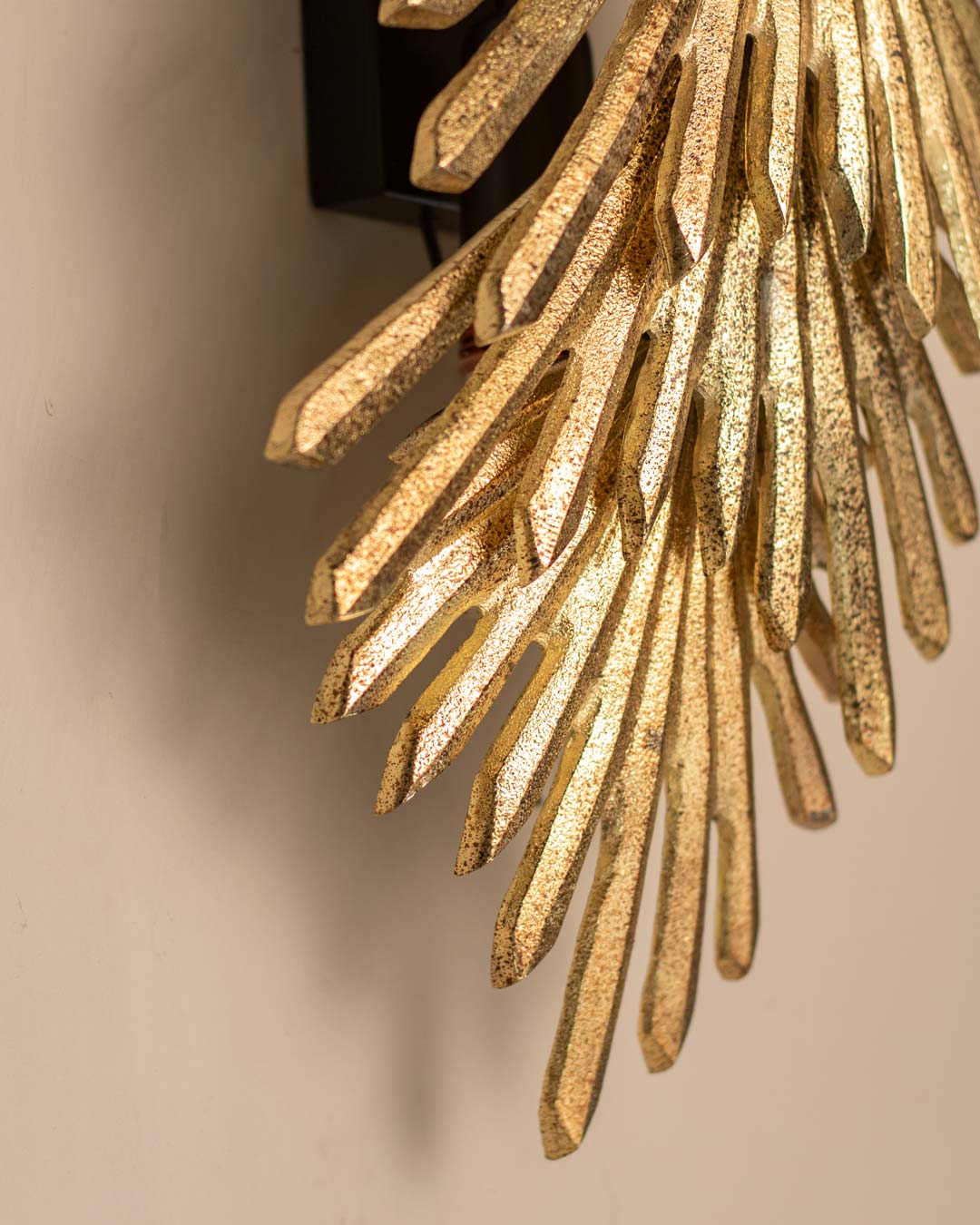 Golden Plam Leaf Wall Light