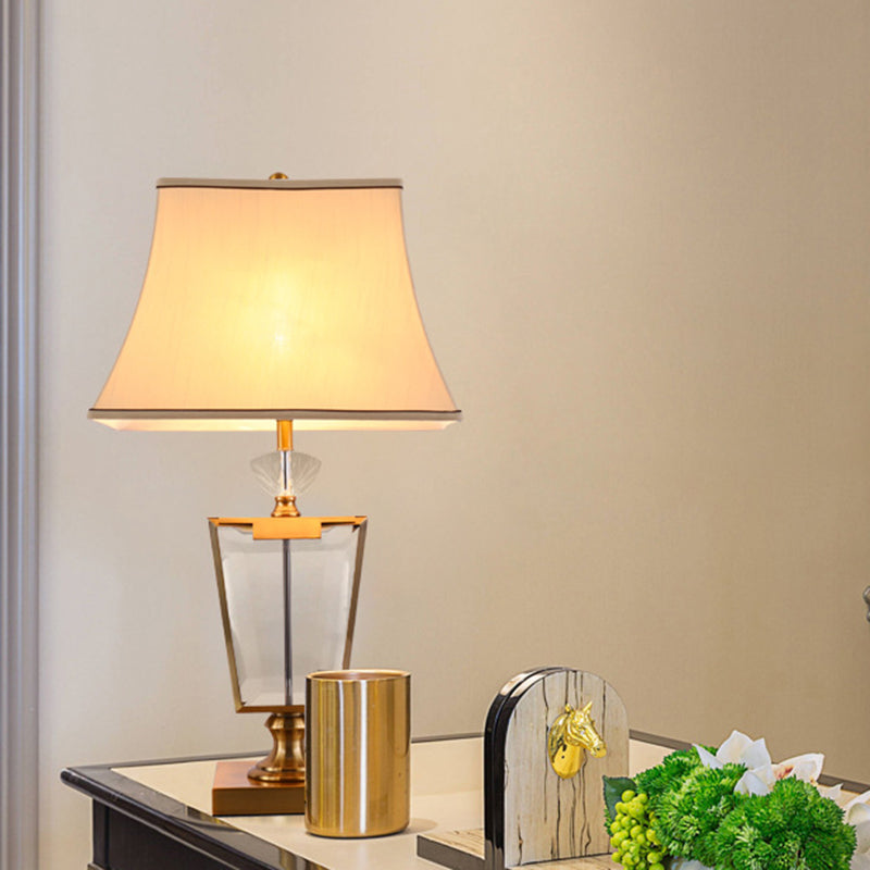 Golden Frame Elegance: Modern Table Lamp