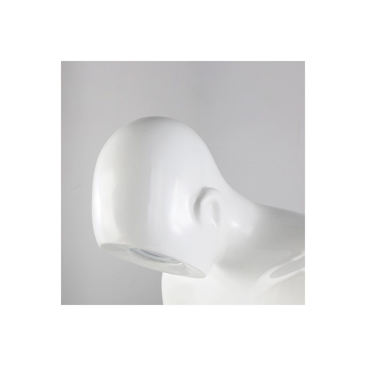 The Bookish Pose: A Reader's Sculpture