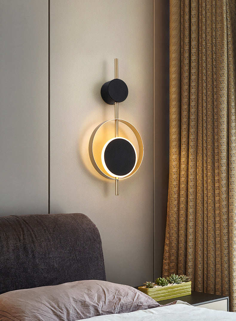 Glint (Gold) Wall light