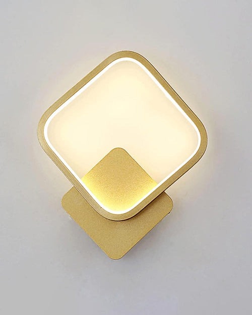 Luminaire Square LED Wall Light - Gold