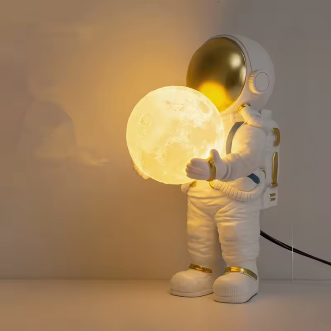 Creative Astronaut LED Table Lamp
