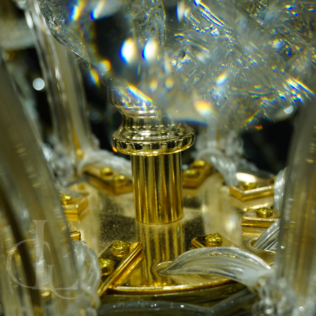 Stanza of Candles (Gold, 24‑Arm)