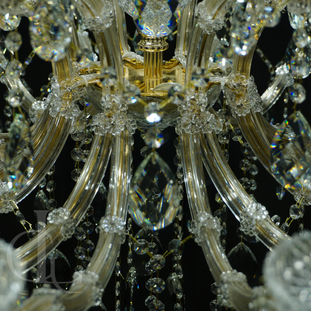 Stanza of Candles (Gold, 24‑Arm)