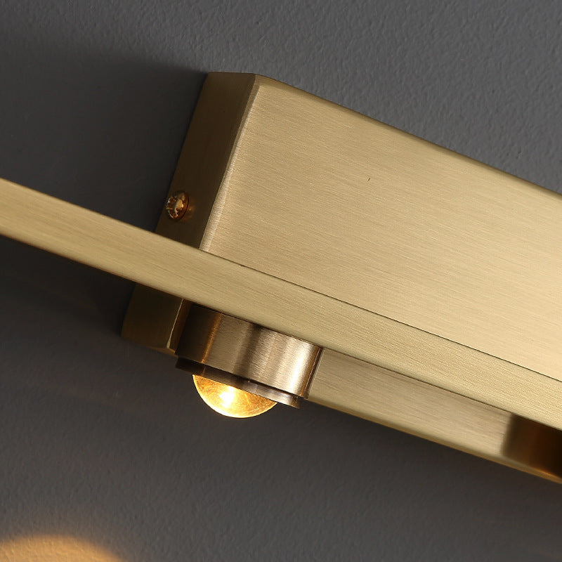 7 LED Wall Light With Gold Finish, Ideal For Mirror, Picture, Or Vanity Lighting