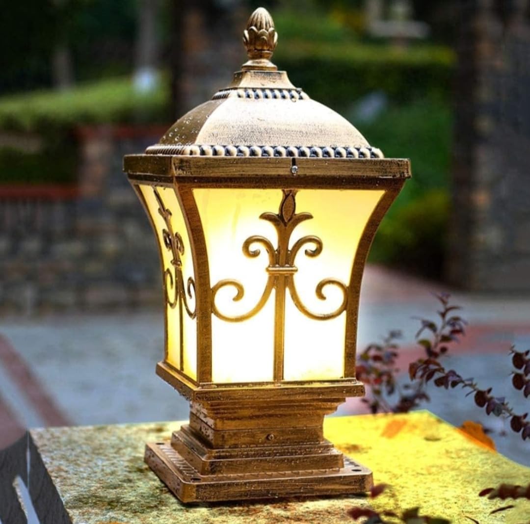 Vintage Aluminum Glass Gate Lamp