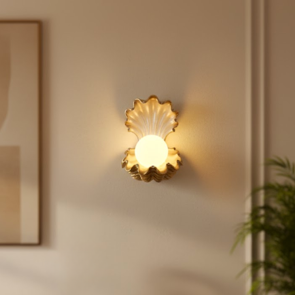 Sea Shells Wall Lamp