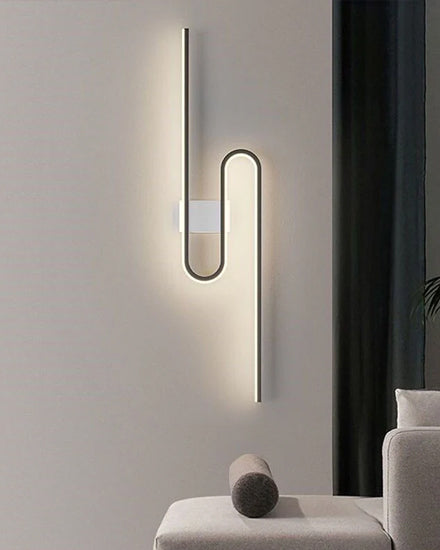 Curve Liner LED Wall Light