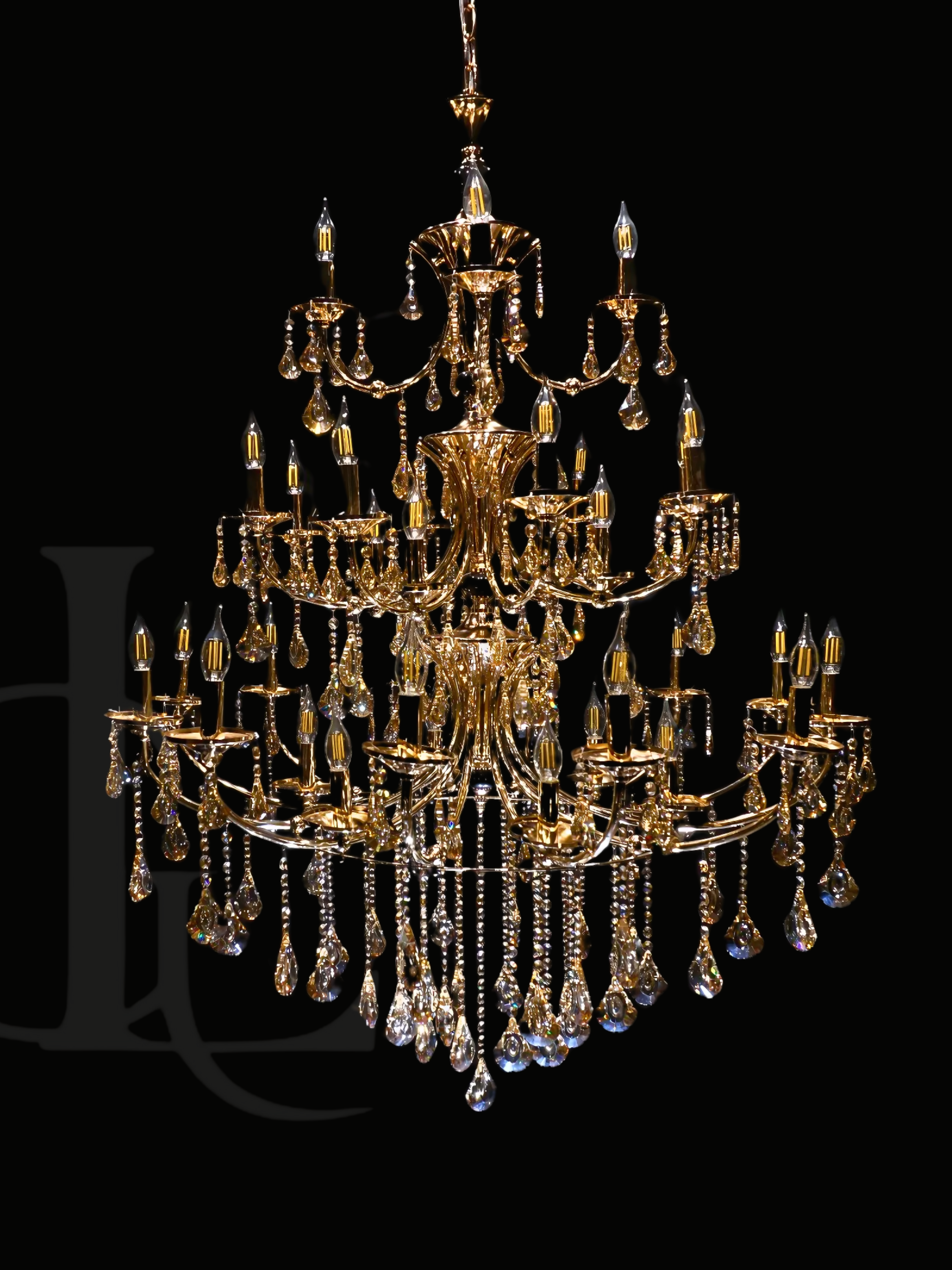Candlelit Nights (Gold) Chandelier