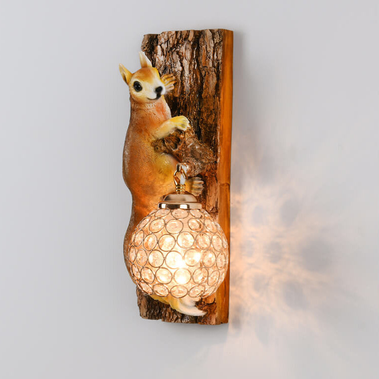 Style Resin Squirrel Crystal Led Wall Light