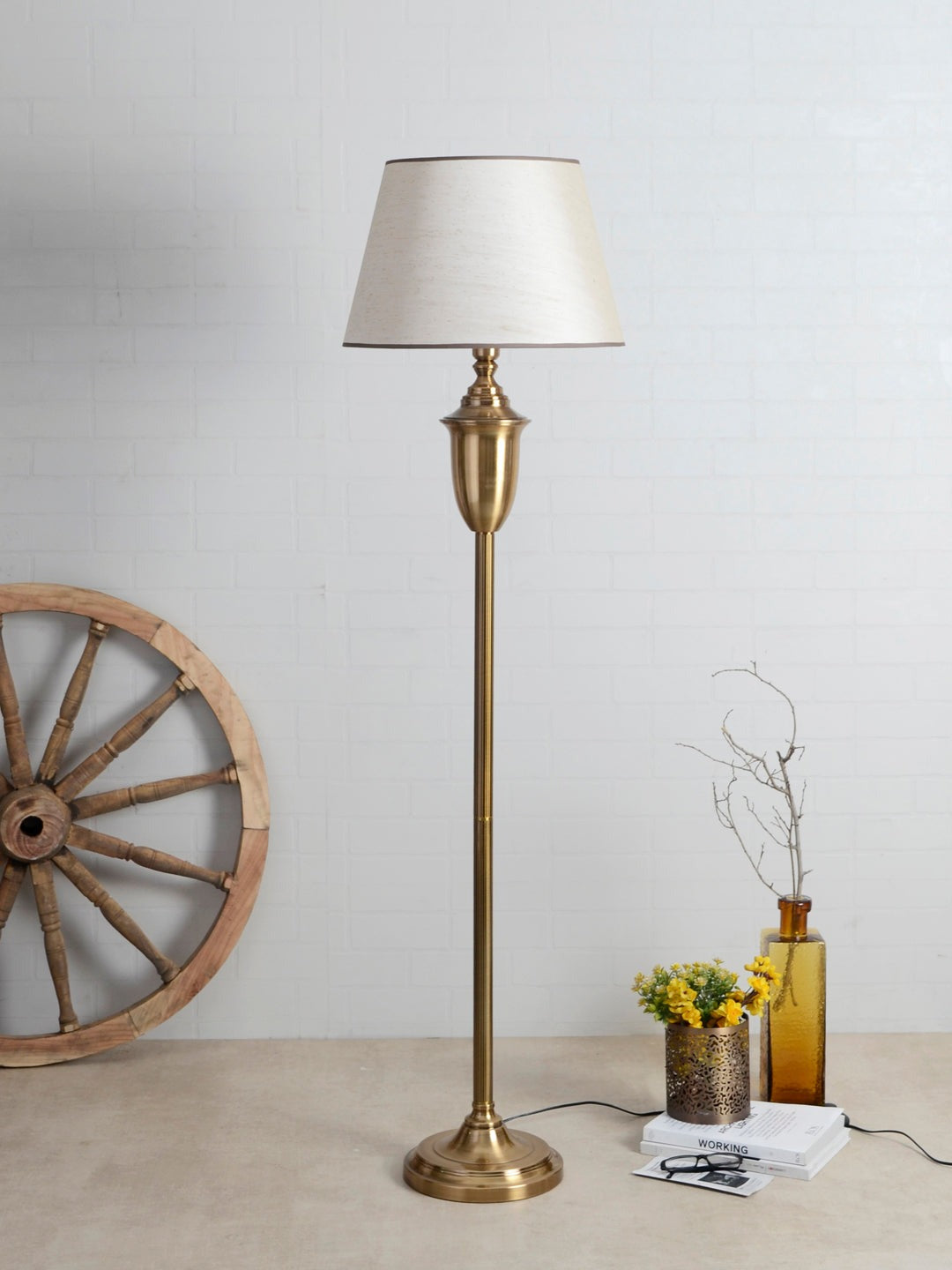 Metal Frame Home Lighting Standing Lamp